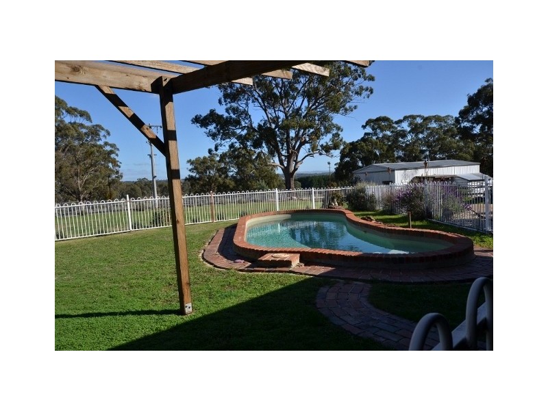30 Box Forest Rd, Broadford VIC 3658