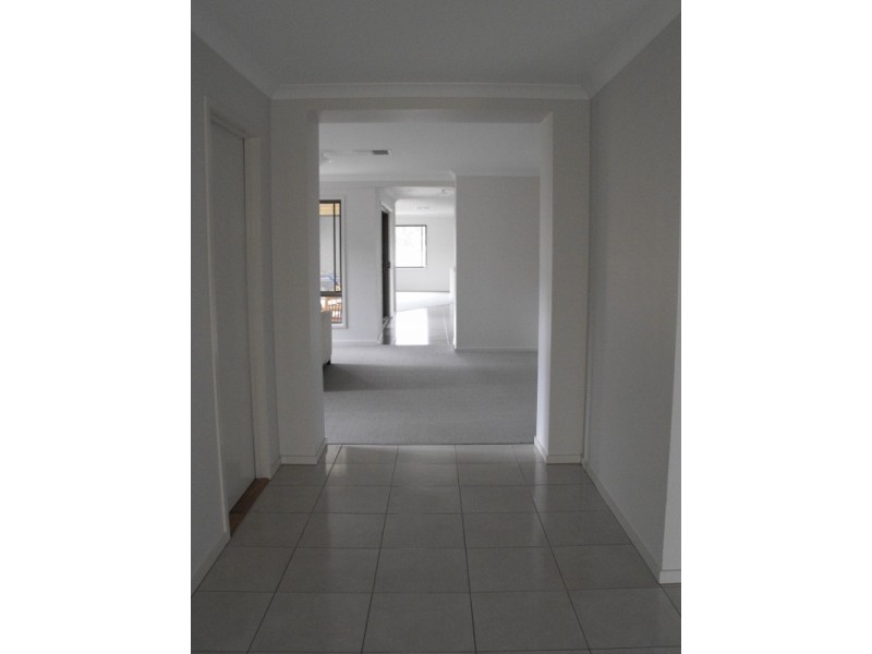 2 O’Hara Drive, Seymour VIC 3660