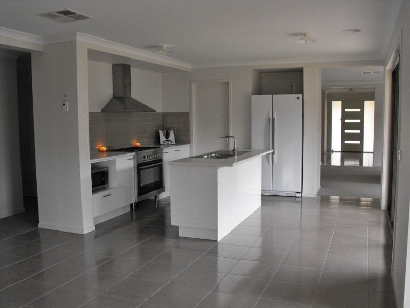 2 O’Hara Drive, Seymour VIC 3660