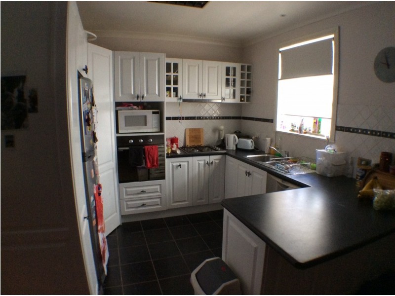 22 Martindale Cres, Seymour VIC 3660