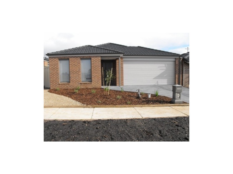 19 Pauline Way, Kilmore VIC 3764