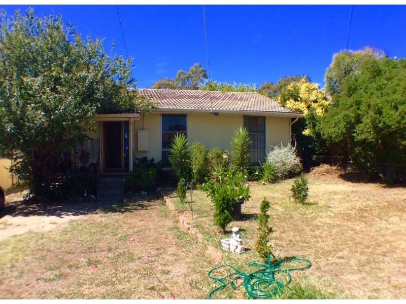 26 Martindale Crescent, Seymour VIC 3660