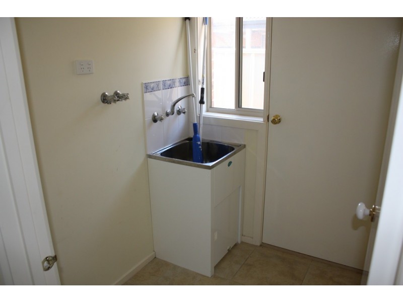 36 Almond Ave, Wallan VIC 3756