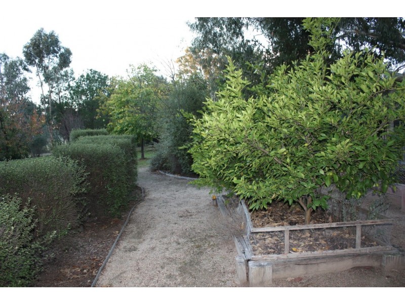 81 Donaldson Drive, Broadford VIC 3658