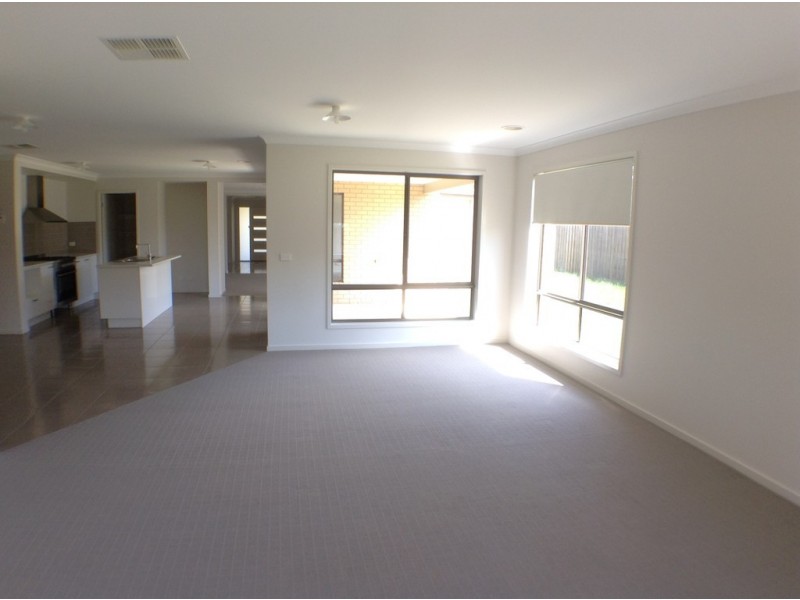 2 O’Hara Drive, Seymour VIC 3660