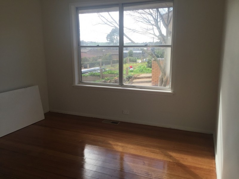 8 Hastings Crescent, Broadmeadows VIC 3047