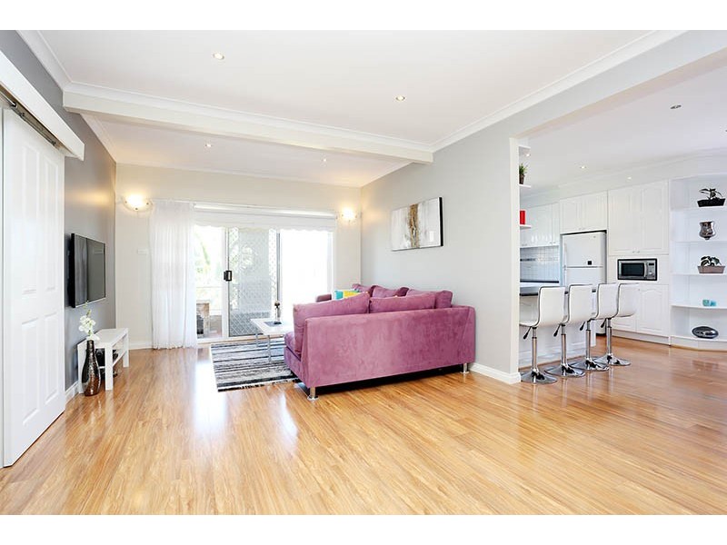 5 Wise Way, Roxburgh Park VIC 3064