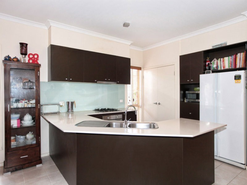 32 Ardsley Circuit, Craigieburn VIC 3064