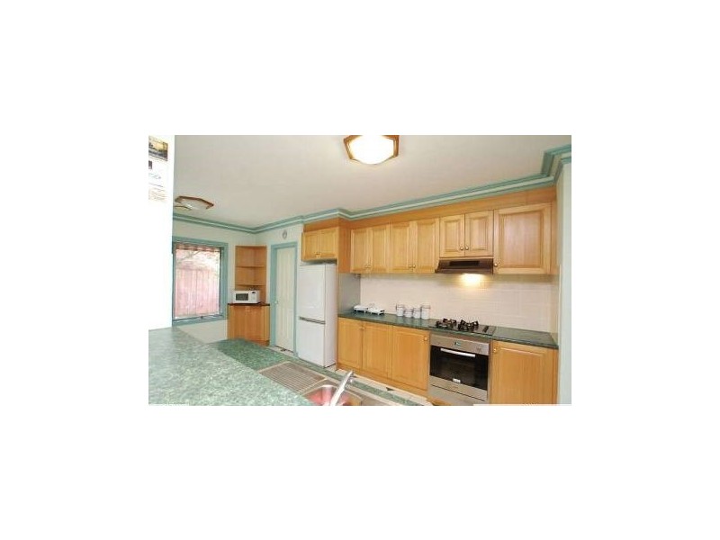 16 Tolson Court, Roxburgh Park VIC 3064