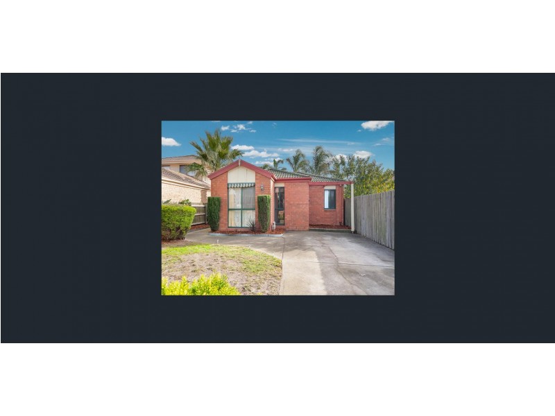 13 Mclaurin Ave, Roxburgh Park VIC 3064