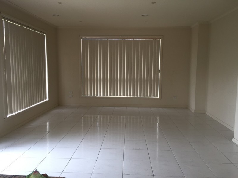 50 Paroo Avenue, Roxburgh Park VIC 3064