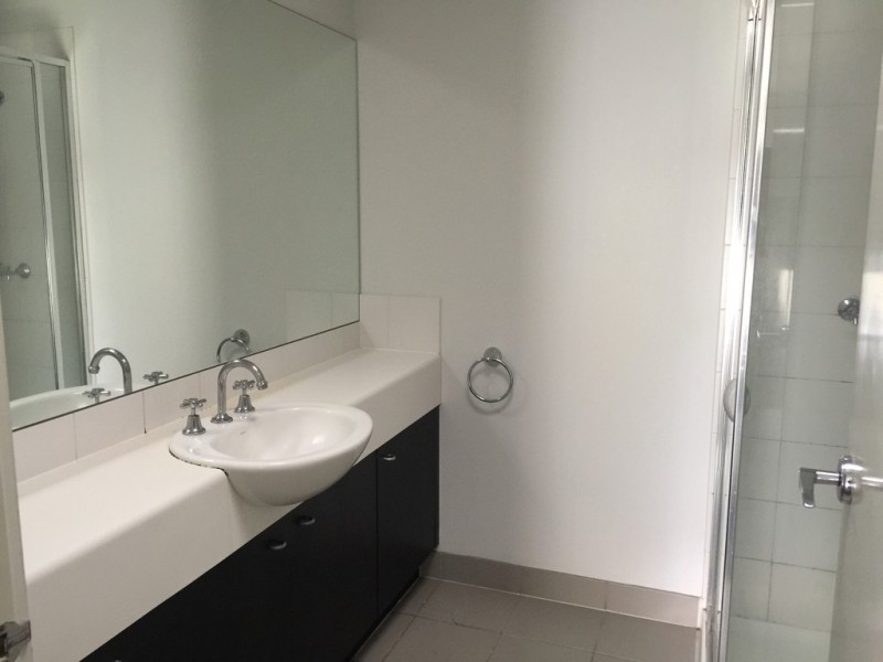 8 Portland Place, Roxburgh Park VIC 3064