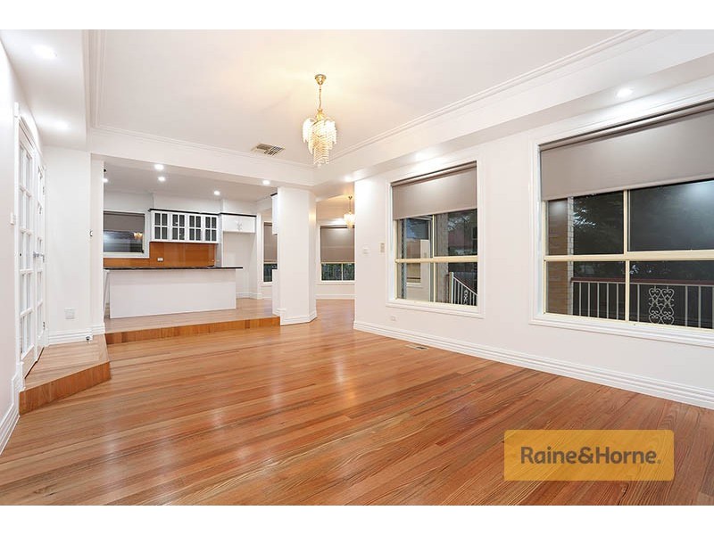 1 Harrower Street, Roxburgh Park VIC 3064