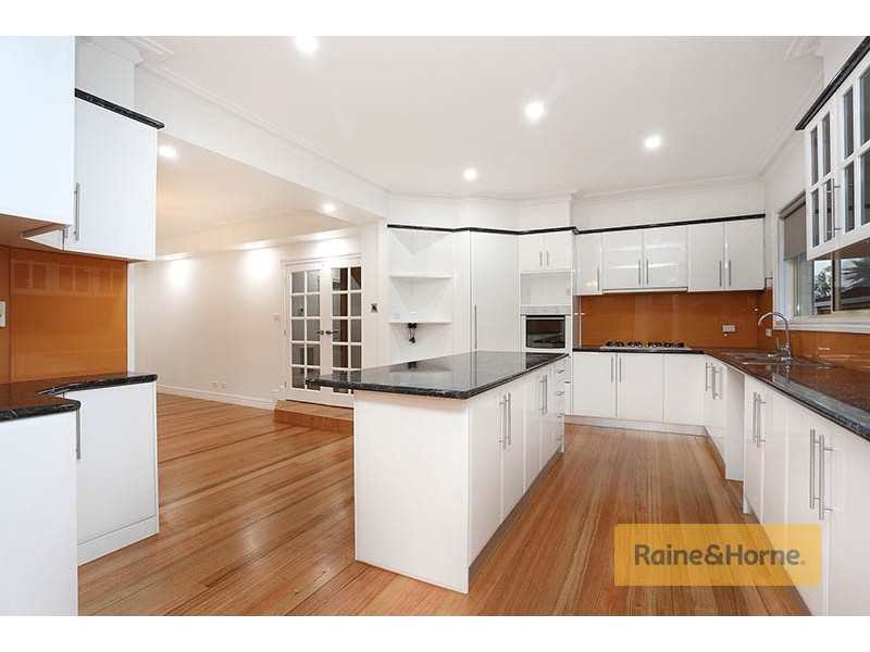 1 Harrower Street, Roxburgh Park VIC 3064