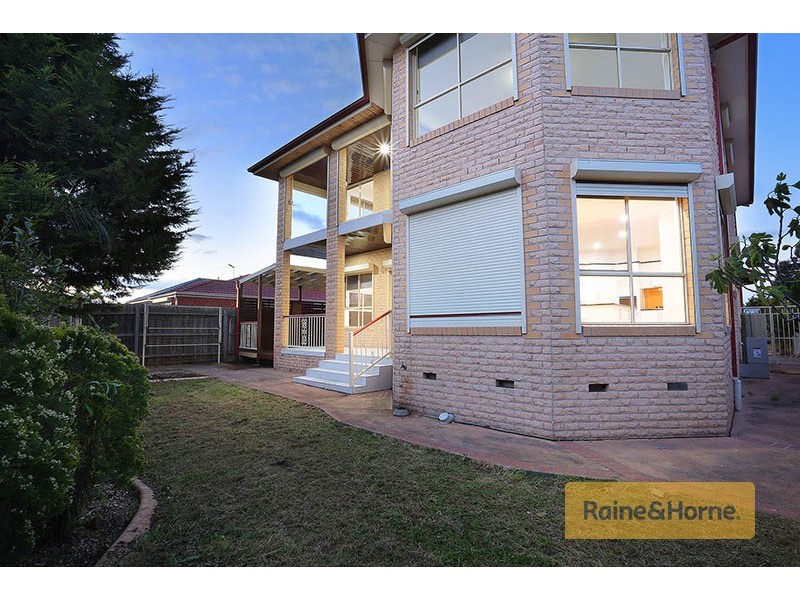 1 Harrower Street, Roxburgh Park VIC 3064