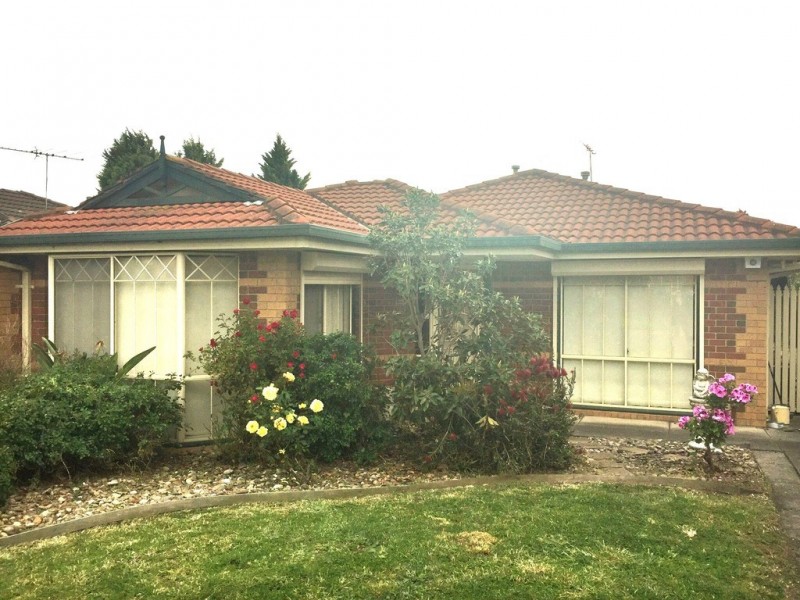 4 Molineux Way, Roxburgh Park VIC 3064