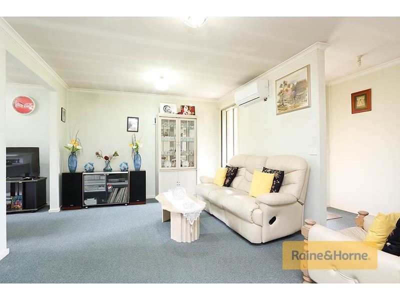 8 Dendy Court, Roxburgh Park VIC 3064