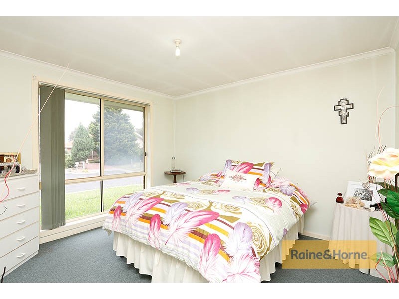 8 Dendy Court, Roxburgh Park VIC 3064