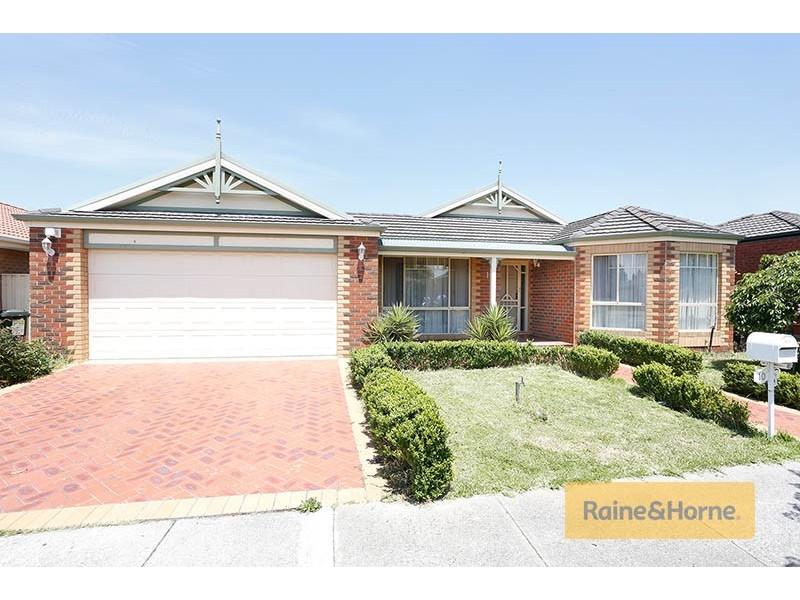 10 Spence Avenue, Roxburgh Park VIC 3064