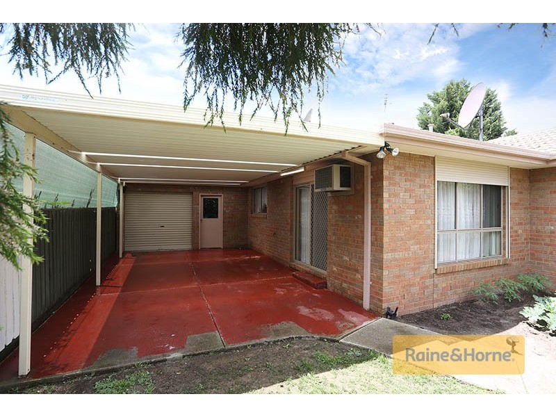 16 Harvey Court, Roxburgh Park VIC 3064