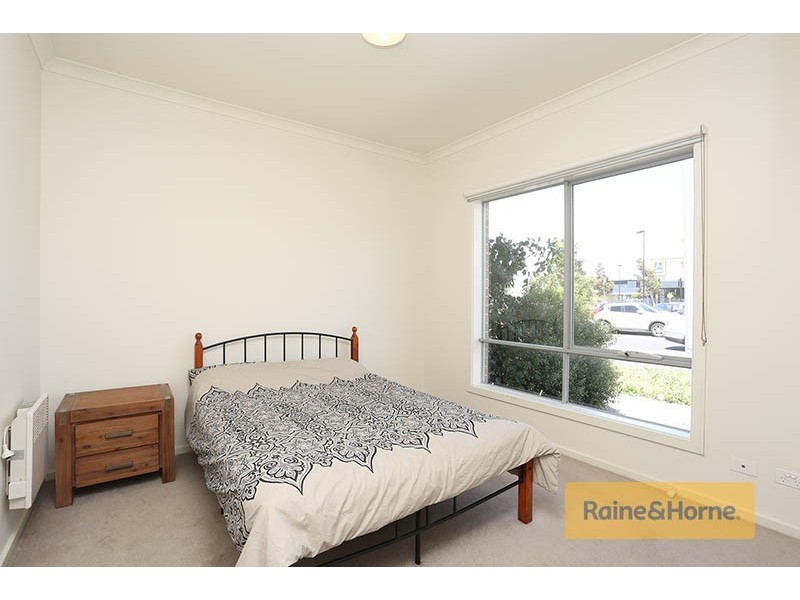 46 Sahi Crescent, Roxburgh Park VIC 3064