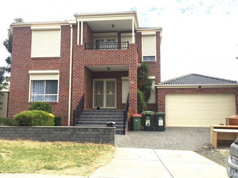 38 Wild Crescent, Roxburgh Park VIC 3064