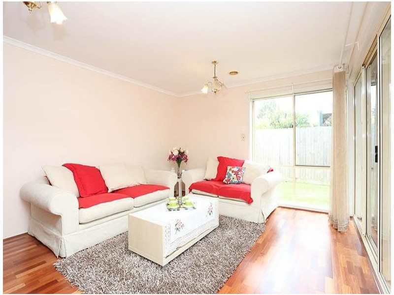 7 Sherwin Place, Roxburgh Park VIC 3064