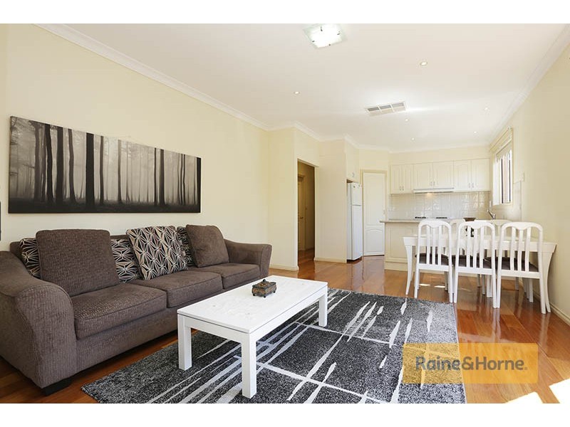 1 Woodlea Crescent, Craigieburn VIC 3064