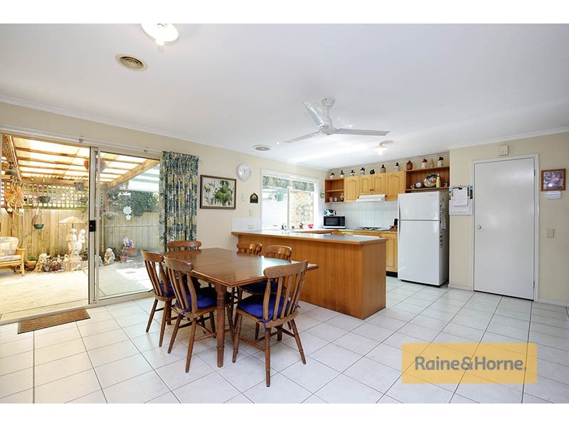 3 Claridge Avenue, Roxburgh Park VIC 3064