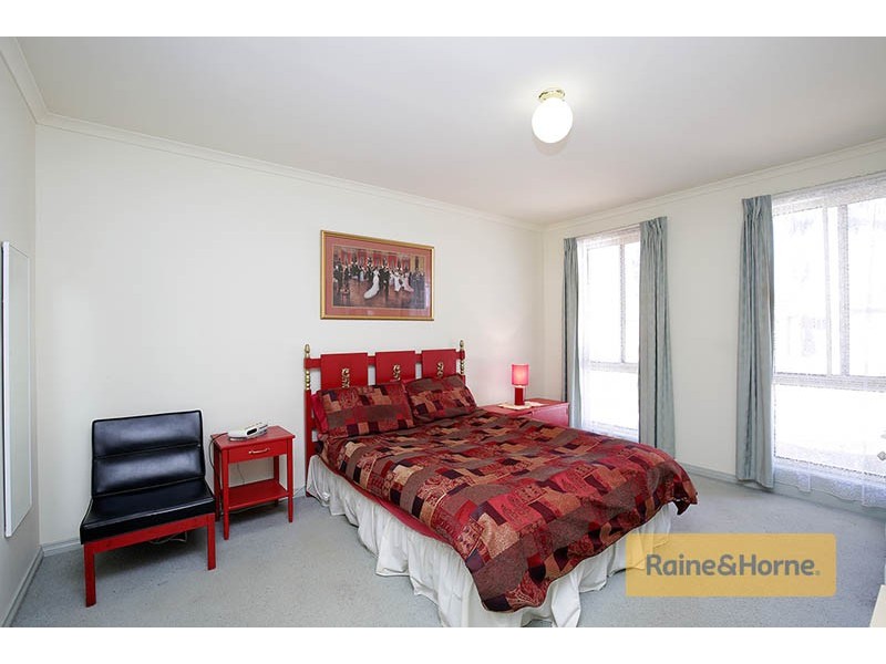 8 Vela Place, Roxburgh Park VIC 3064