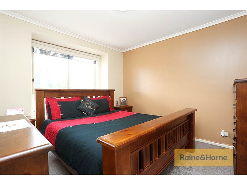 9 Armstrong Court, Roxburgh Park VIC 3064