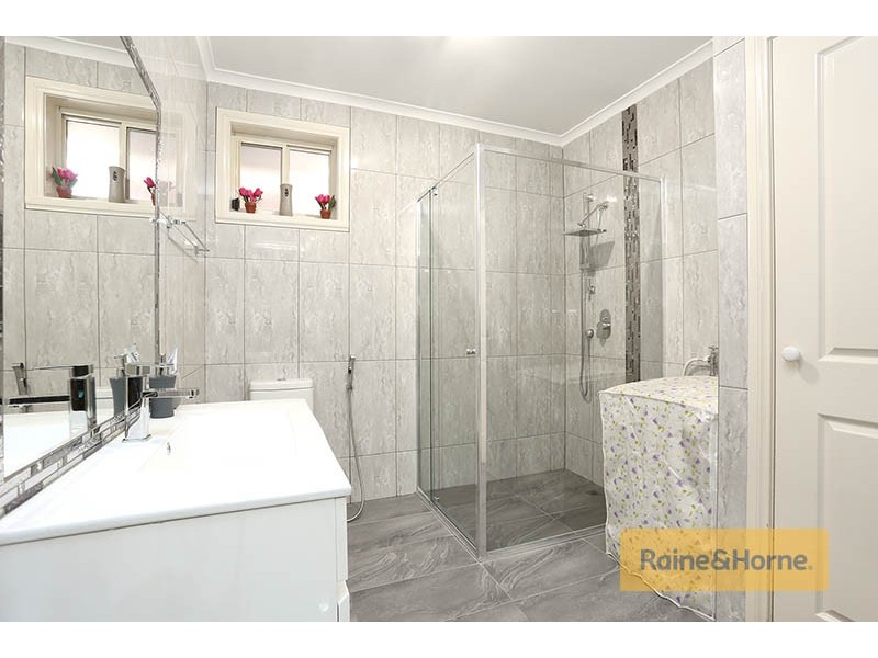 9 Armstrong Court, Roxburgh Park VIC 3064