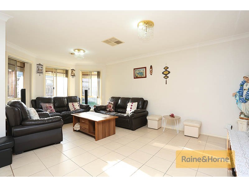 47 Marne Drive, Roxburgh Park VIC 3064