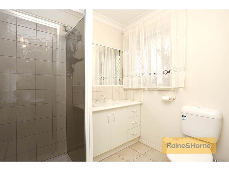 47 Marne Drive, Roxburgh Park VIC 3064