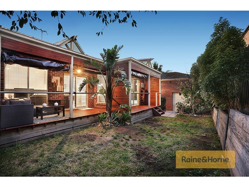 36 Stillwell Crescent, Roxburgh Park VIC 3064