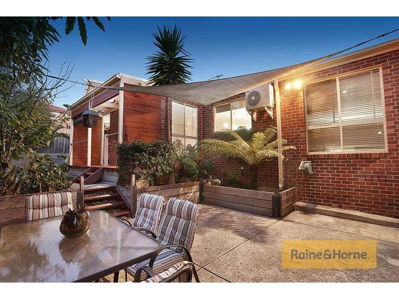36 Stillwell Crescent, Roxburgh Park VIC 3064