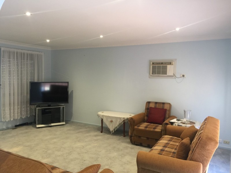 17 Papworth Place, Meadow Heights VIC 3048