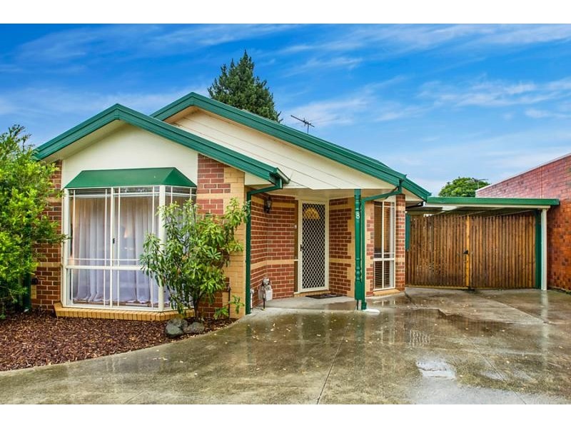 8 Gathray Court, Roxburgh Park VIC 3064