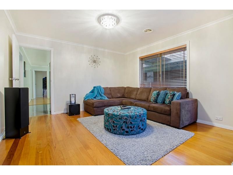 8 Gathray Court, Roxburgh Park VIC 3064