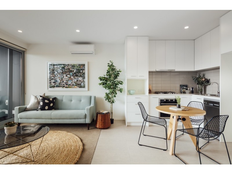 303/64 Sahi Crescent, Roxburgh Park VIC 3064