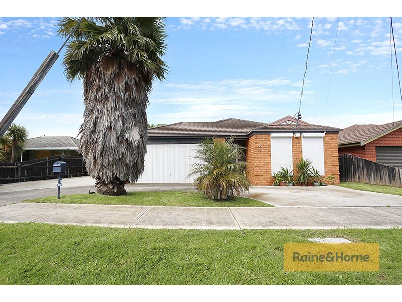 10 Huntingdale Court, Craigieburn VIC 3064