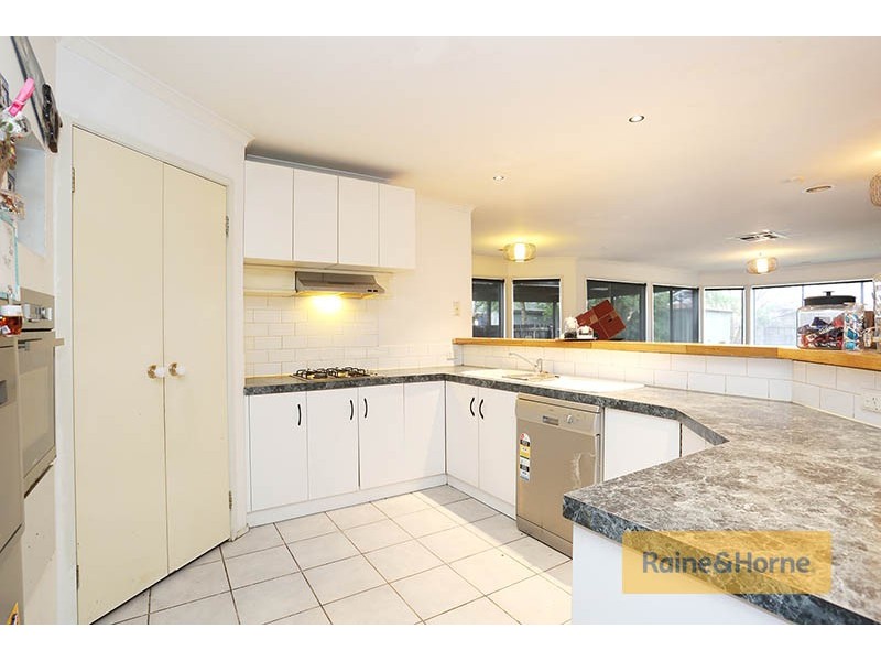 10 Huntingdale Court, Craigieburn VIC 3064