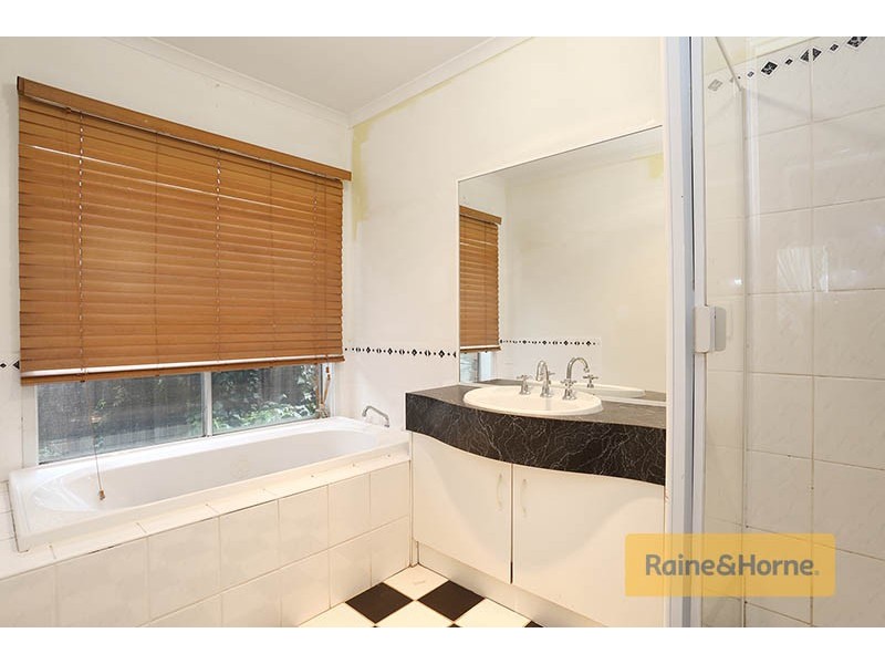 10 Huntingdale Court, Craigieburn VIC 3064