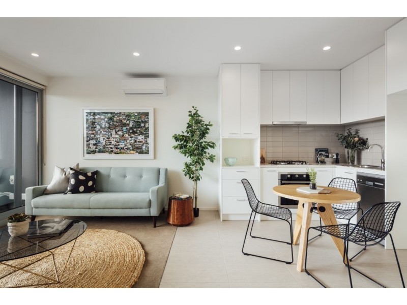 401/64 Sahi Crescent, Roxburgh Park VIC 3064