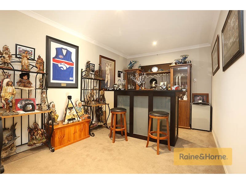 61 Flagstaff Loop, Craigieburn VIC 3064