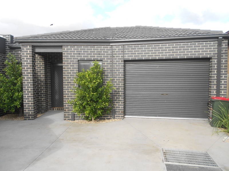 3/12 Telford Court, Meadow Heights VIC 3048