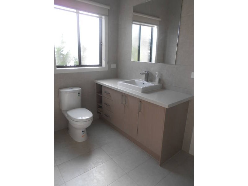 3/12 Telford Court, Meadow Heights VIC 3048