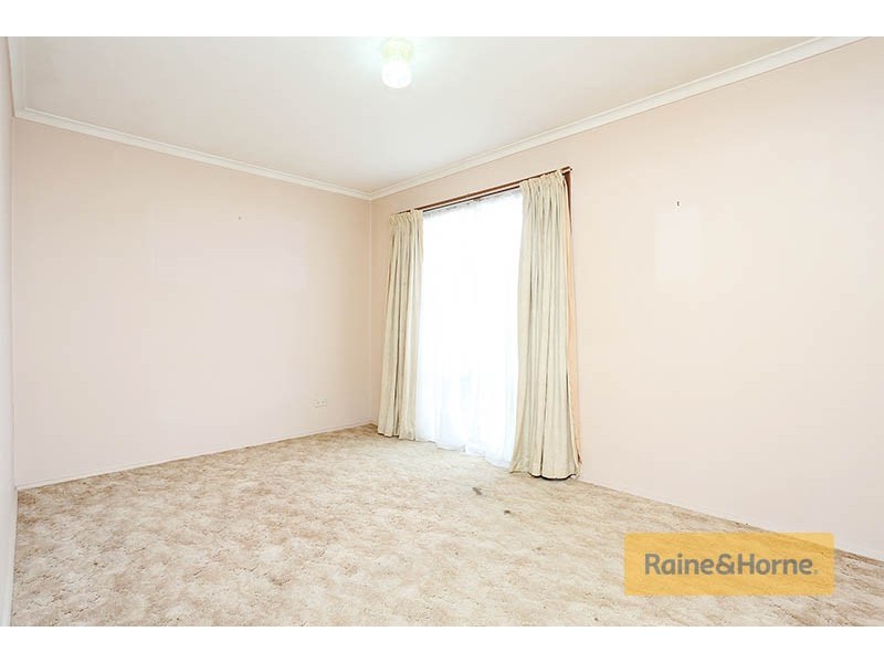 17 Hampden Street, Dallas VIC 3047