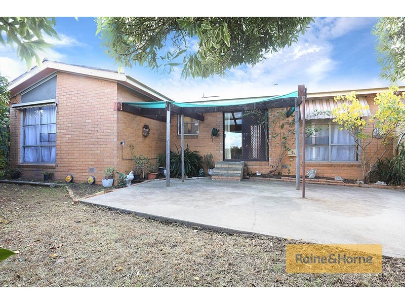 17 Hampden Street, Dallas VIC 3047