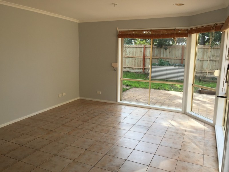 22 Phoenix court, Roxburgh Park VIC 3064